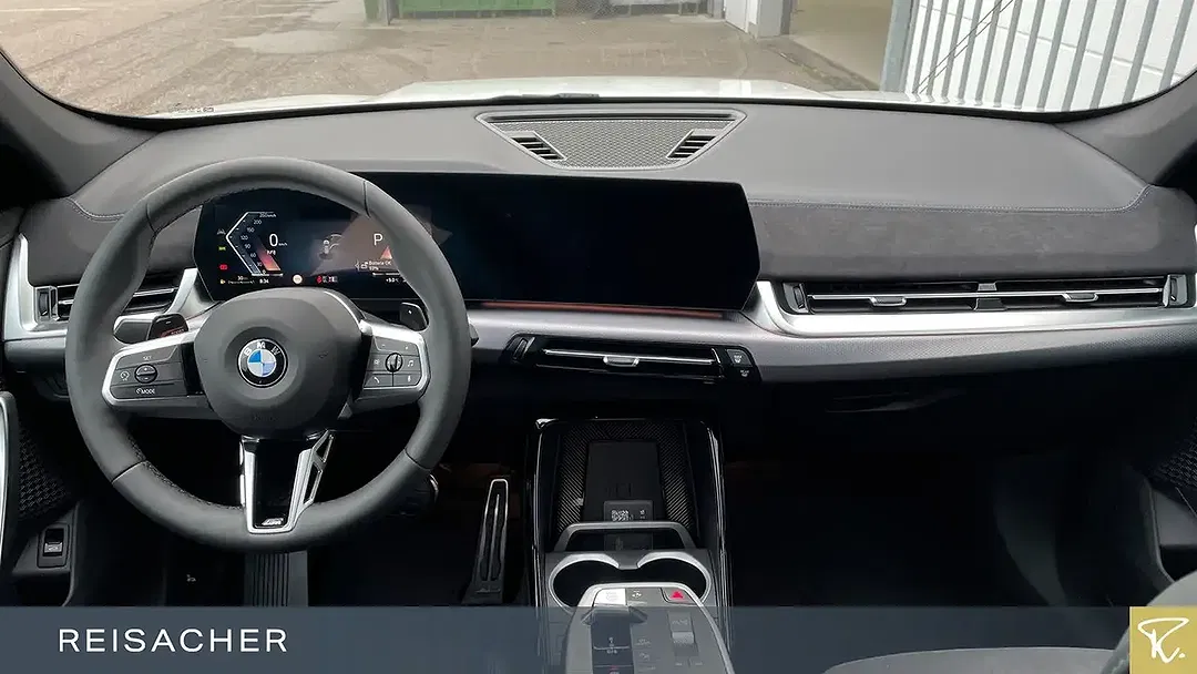 BMW X1 - Thumbnail 6