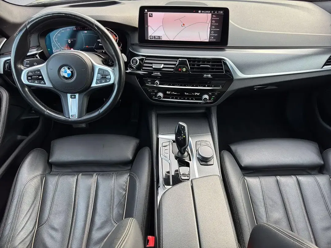BMW 520 - Thumbnail 13