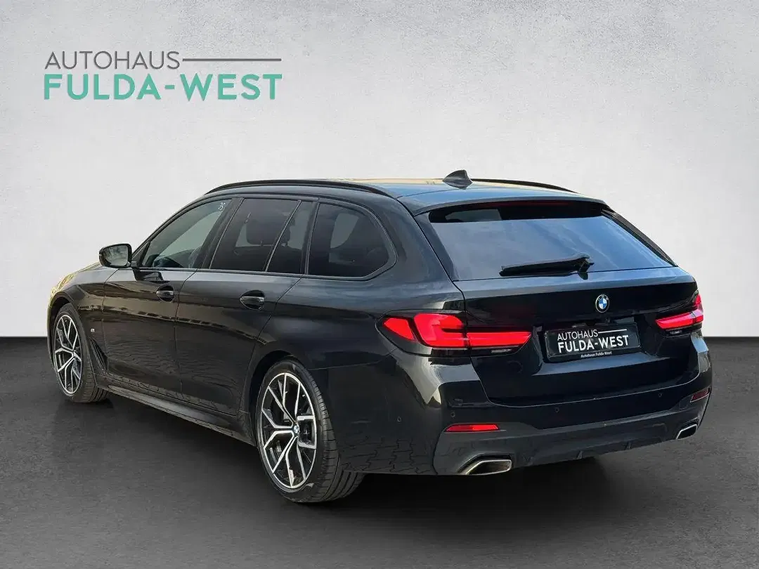 BMW 520 - Thumbnail 4