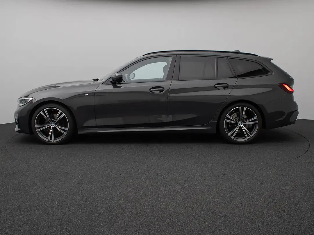 BMW 320 - Thumbnail 11
