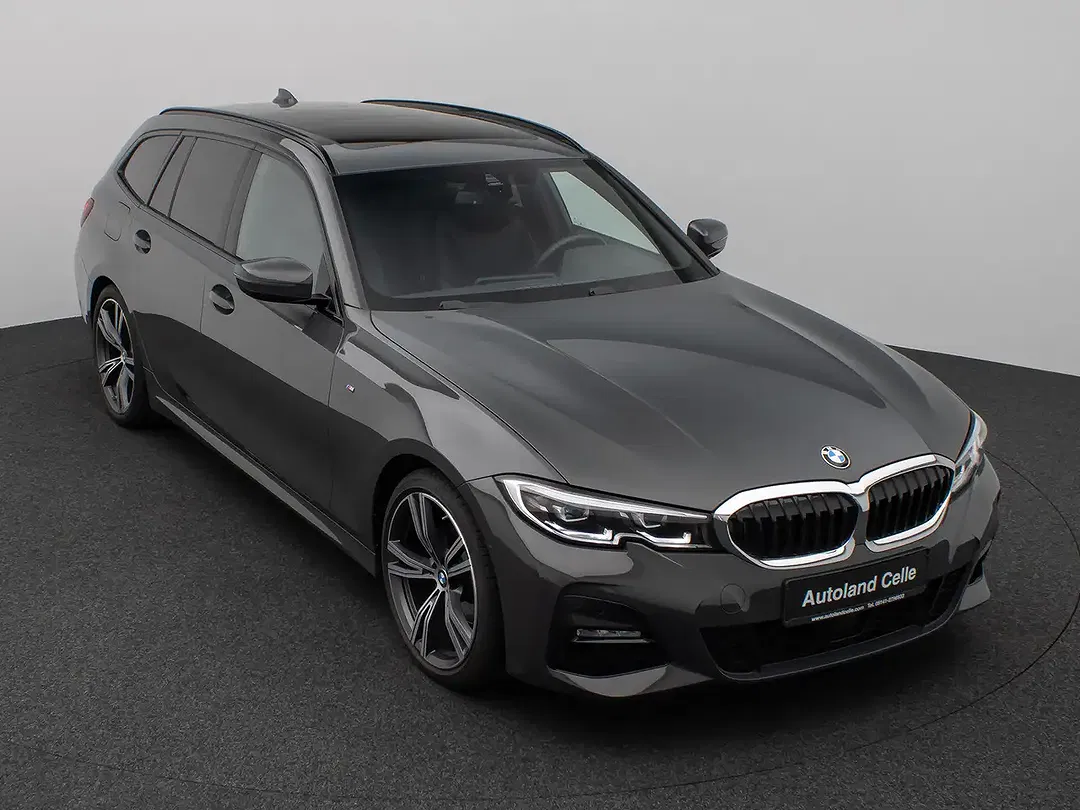 BMW 320 - Thumbnail 3