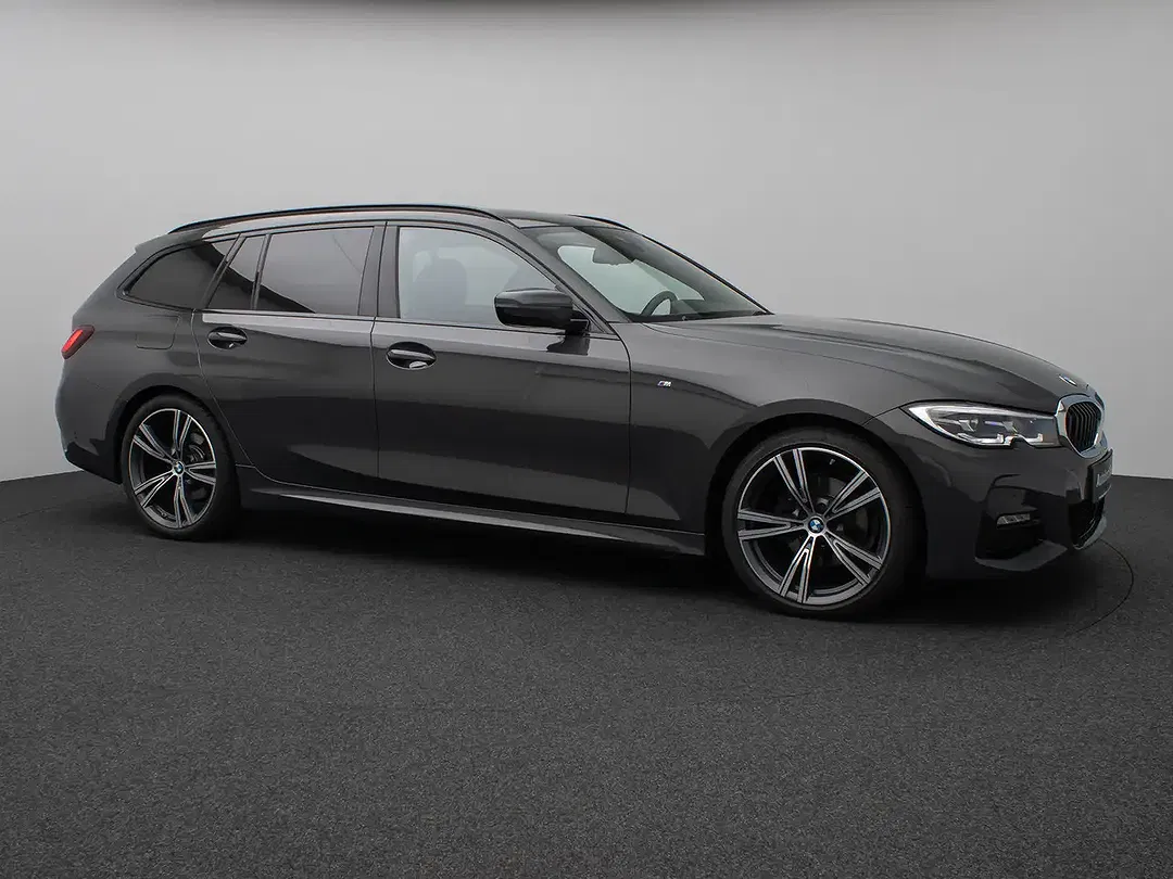 BMW 320 - Thumbnail 4