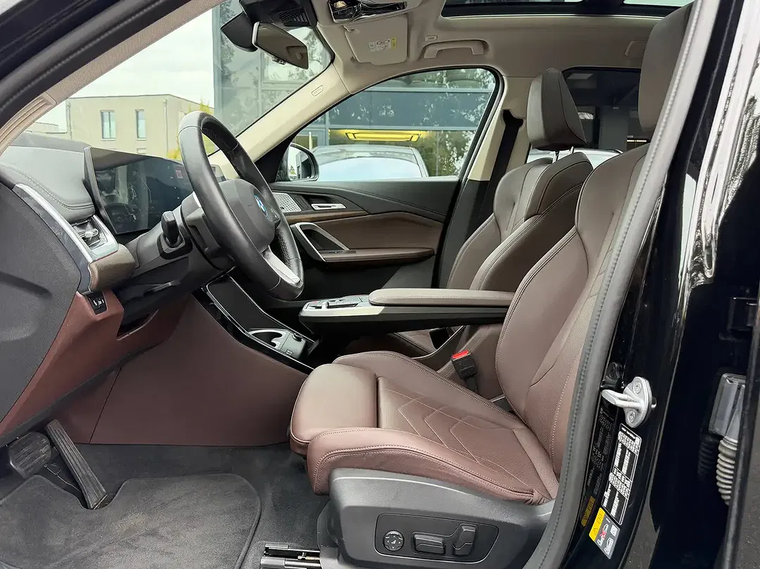 BMW X1 - Thumbnail 5