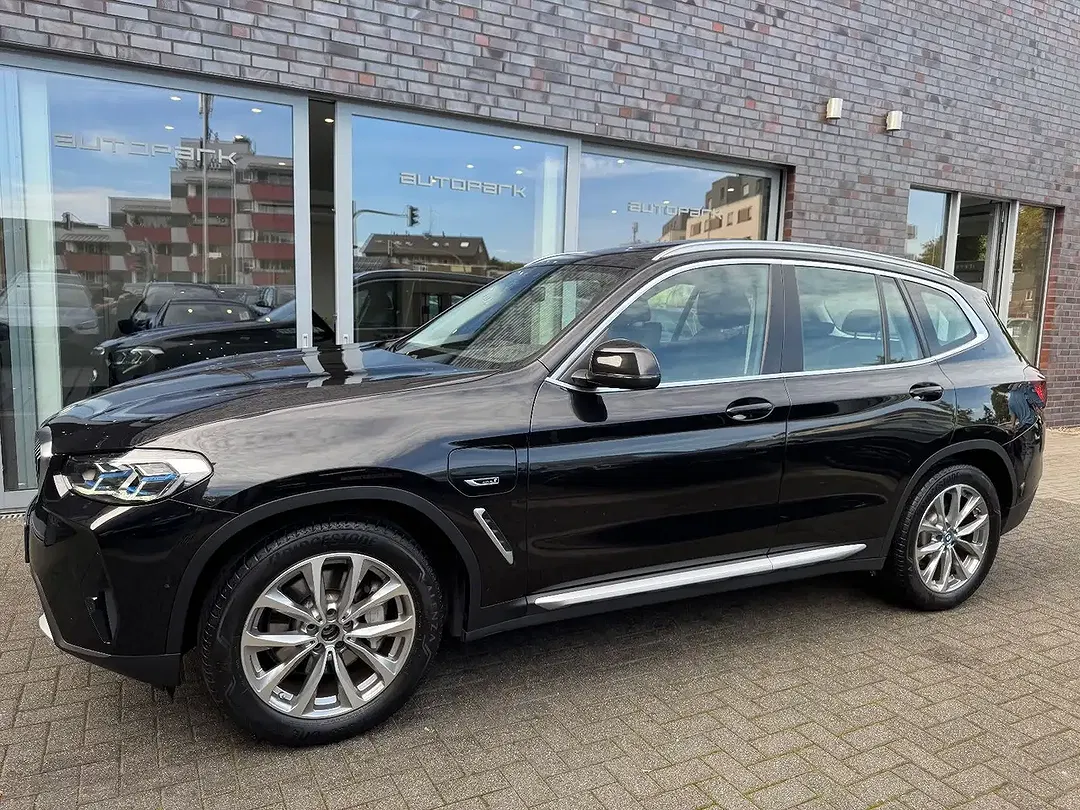 BMW X3 - Thumbnail 11