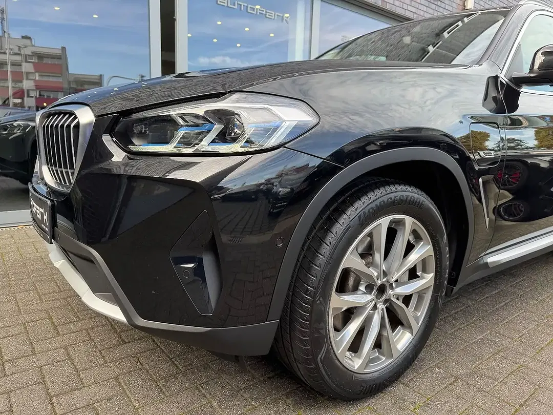 BMW X3 - Thumbnail 12