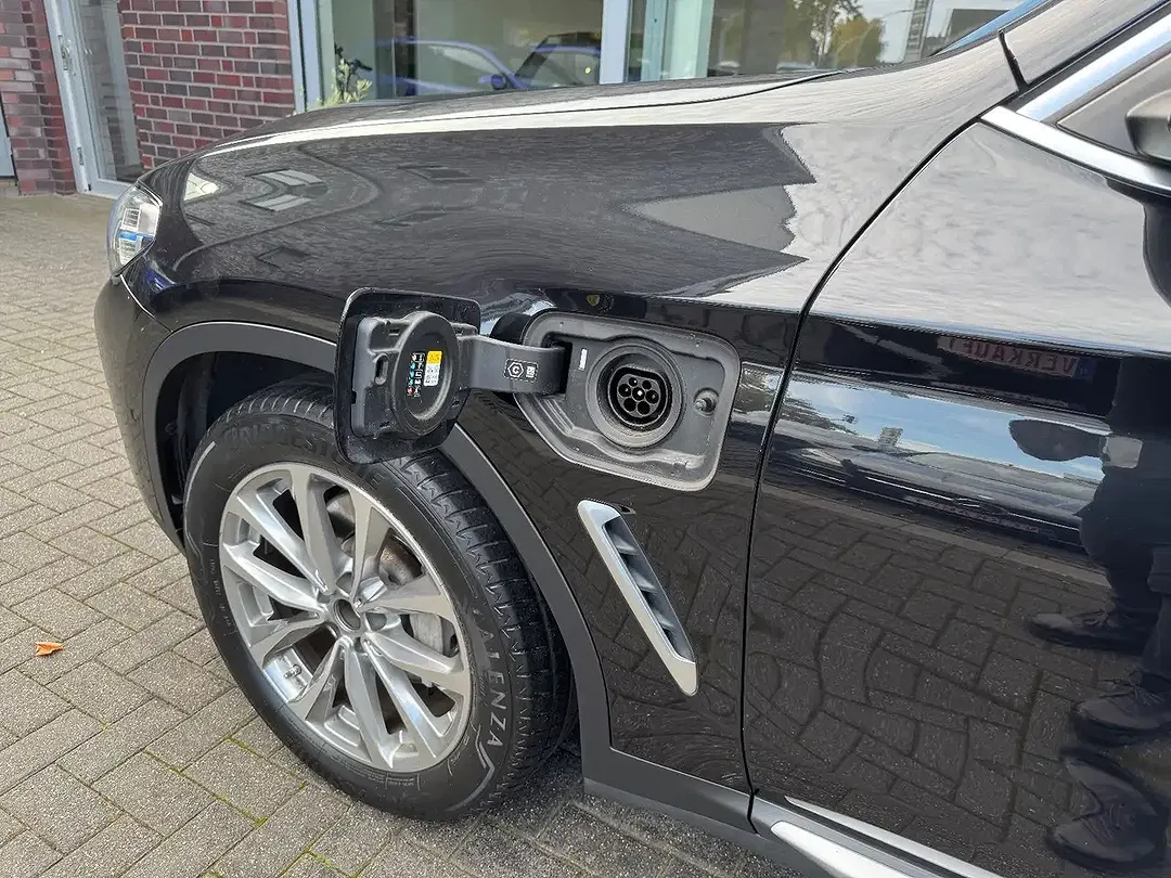 BMW X3 - Thumbnail 15