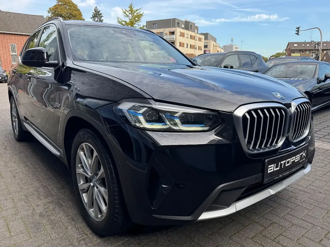BMW X3 - Thumbnail 4
