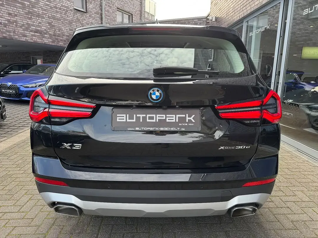 BMW X3 - Thumbnail 8