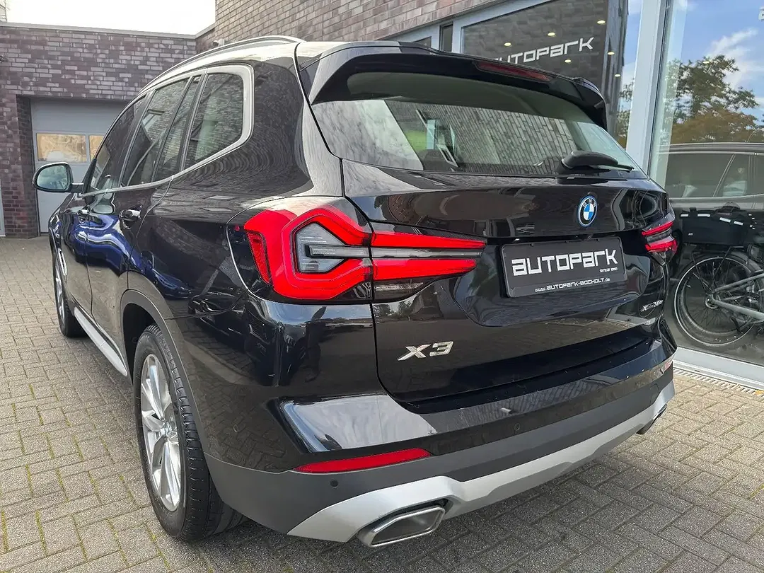 BMW X3 - Thumbnail 9
