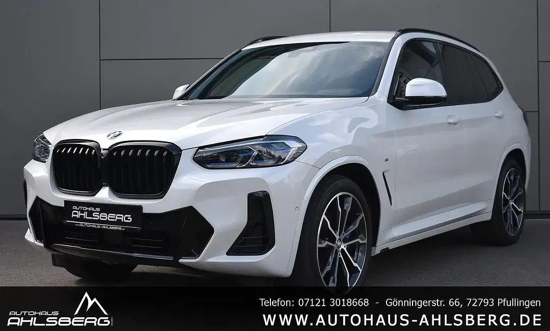BMW X3 - Thumbnail 1
