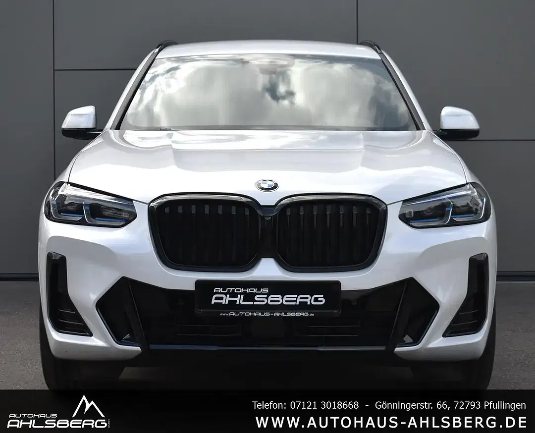 BMW X3 - Thumbnail 2