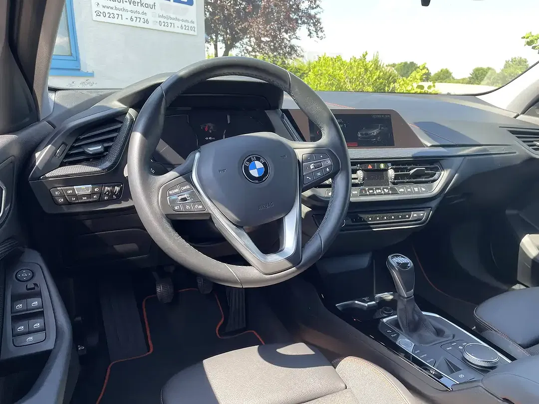 BMW 118 - Thumbnail 10
