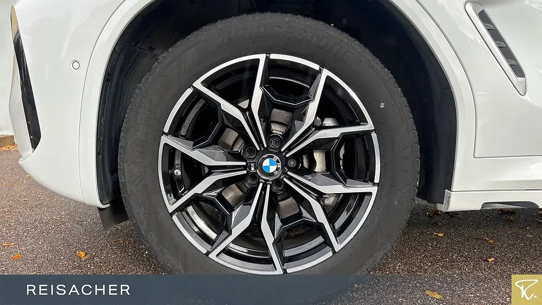 BMW X3 - Thumbnail 3