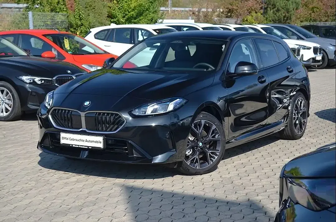 BMW 116 - Thumbnail 2