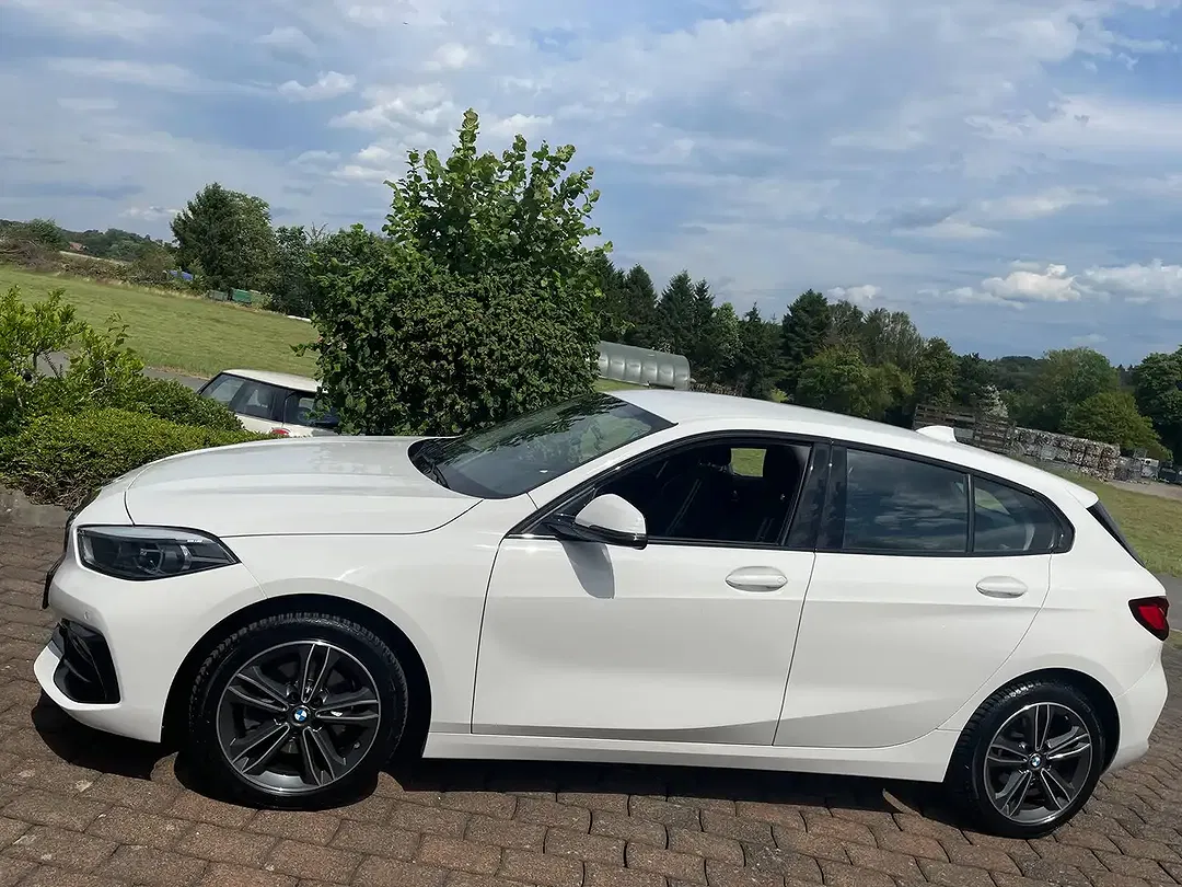 BMW 118 - Thumbnail 11