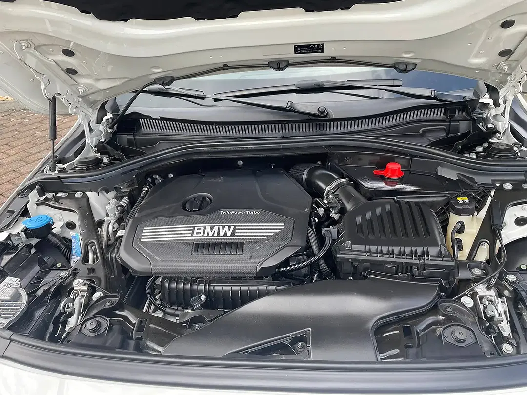 BMW 118 - Thumbnail 4