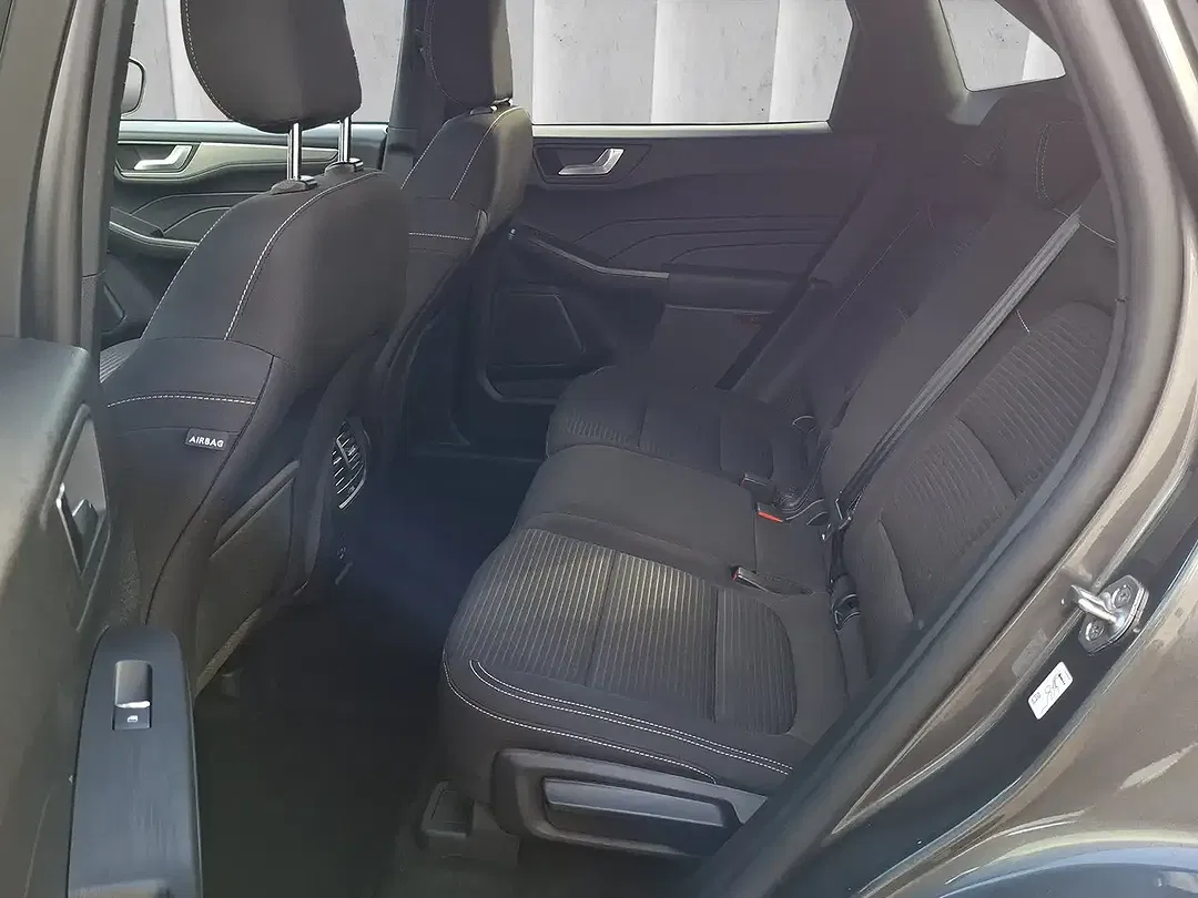 Ford Kuga - Thumbnail 11