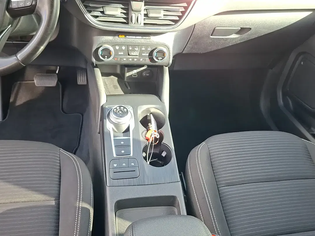 Ford Kuga - Thumbnail 14