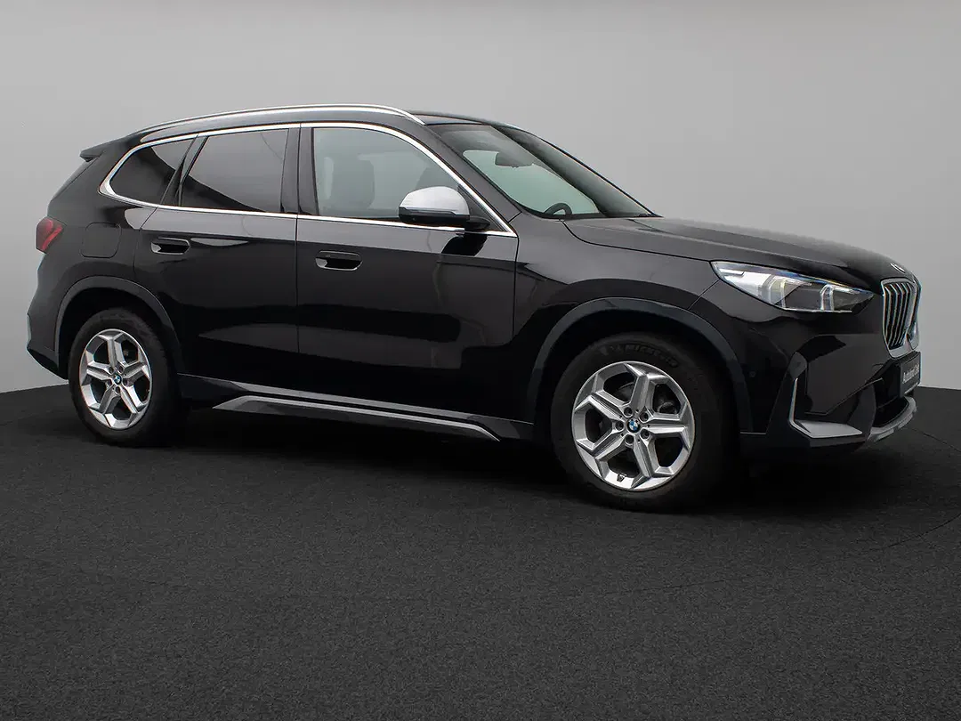 BMW X1 - Thumbnail 4