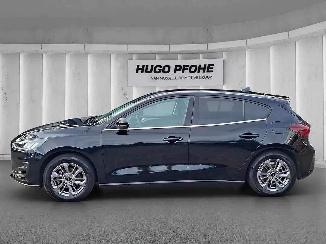Ford Focus - Thumbnail 2