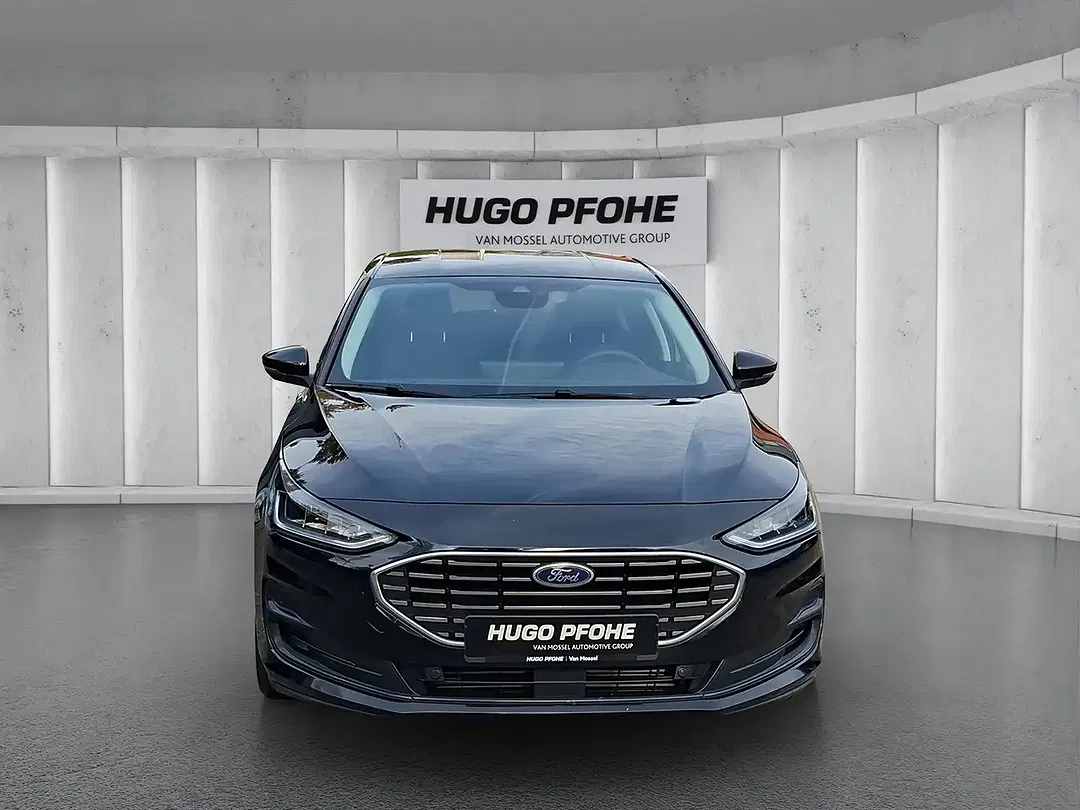 Ford Focus - Thumbnail 8