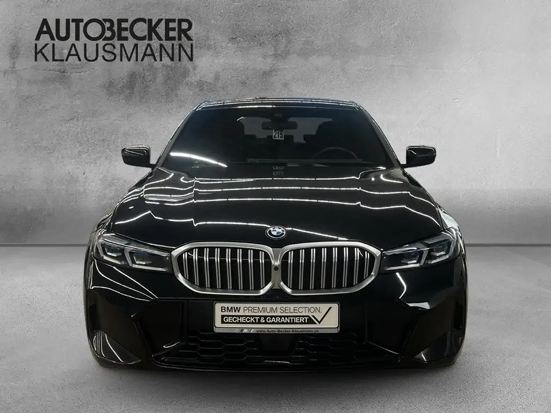 BMW 330 - Thumbnail 4