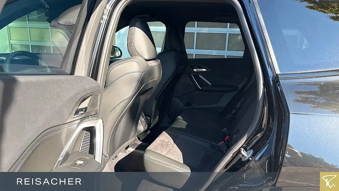 BMW X1 - Thumbnail 6