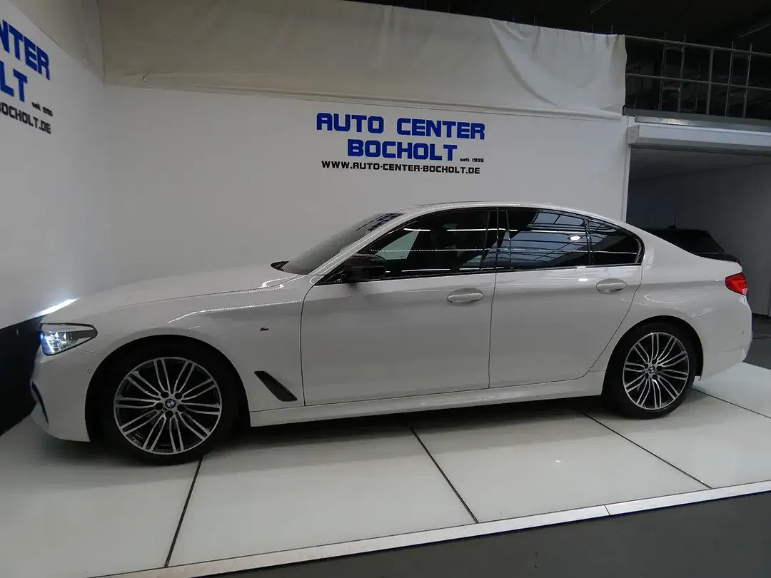 BMW 530 - Thumbnail 13