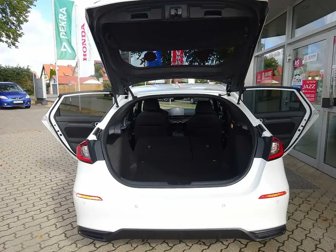 Honda Civic - Thumbnail 3
