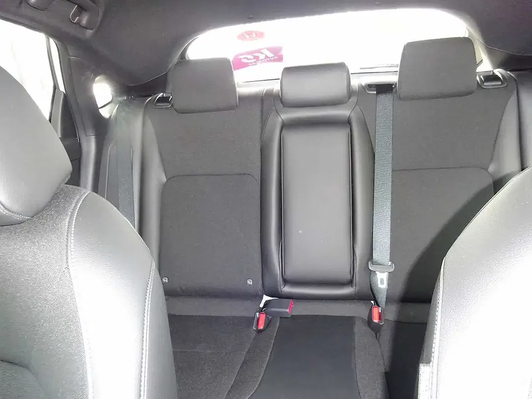 Honda Civic - Thumbnail 9