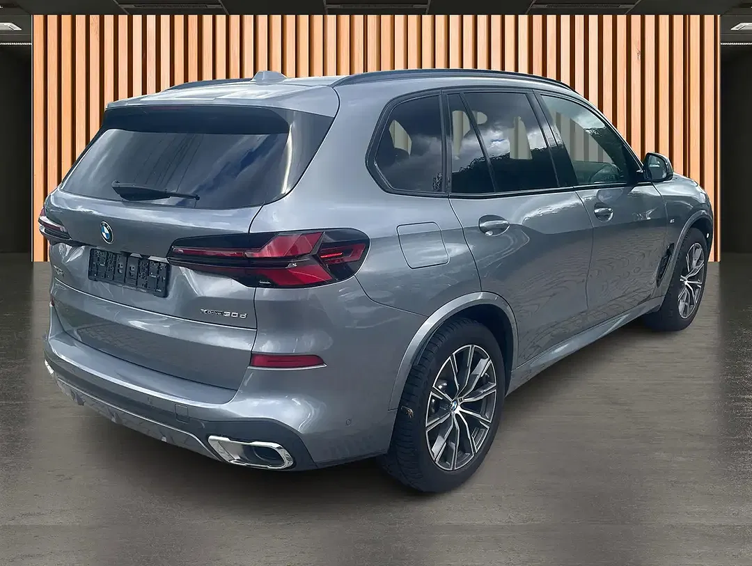 BMW X5 - Thumbnail 21