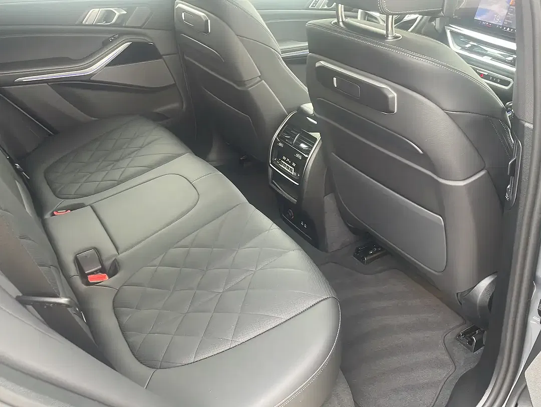 BMW X5 - Thumbnail 22