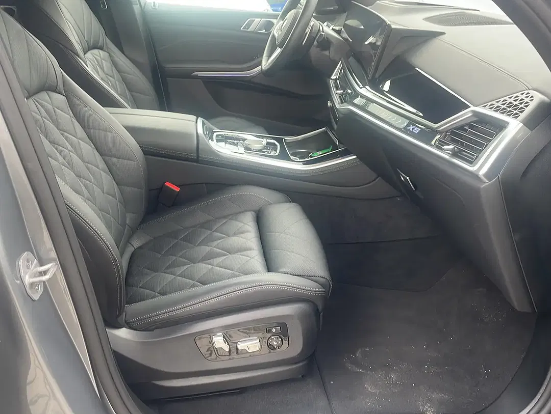 BMW X5 - Thumbnail 23