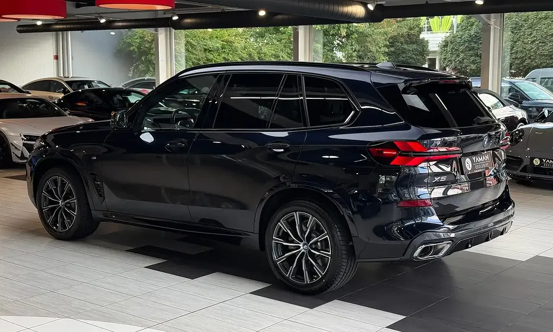BMW X5 - Thumbnail 10