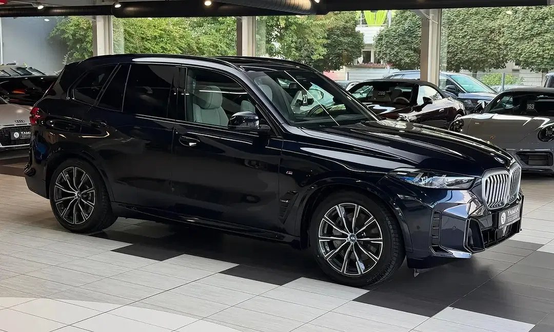 BMW X5 - Thumbnail 4