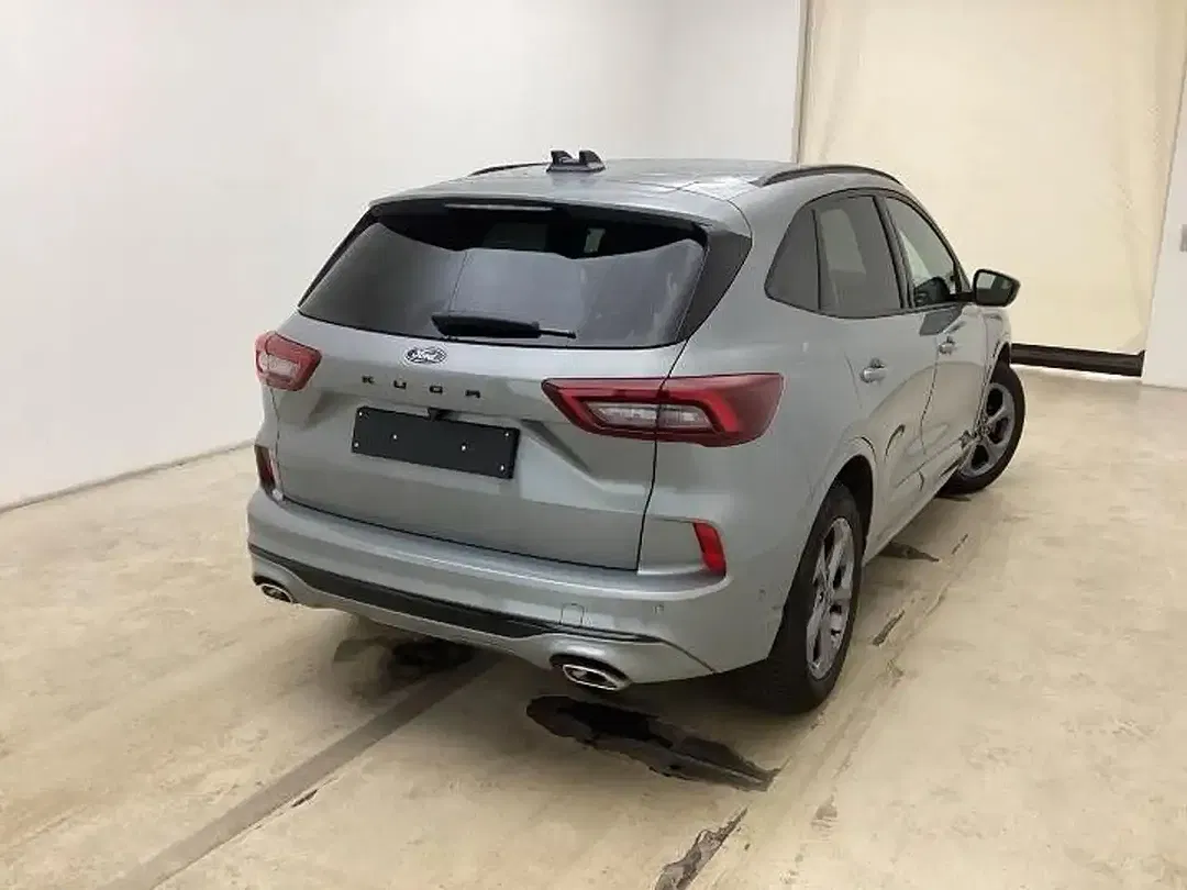 Ford Kuga - Thumbnail 2