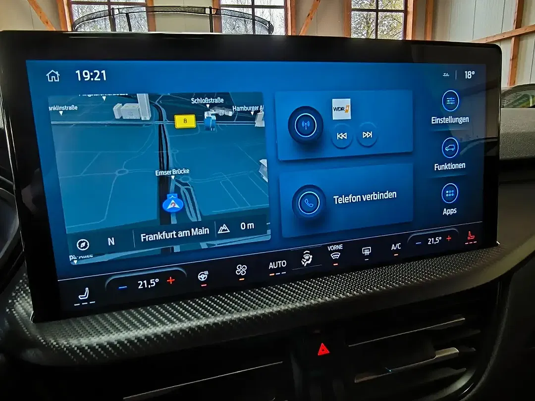 Ford Kuga - Thumbnail 4