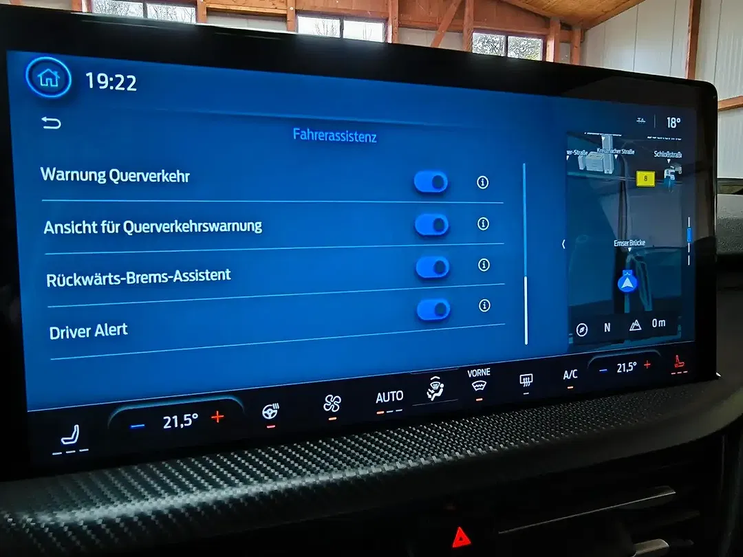 Ford Kuga - Thumbnail 8