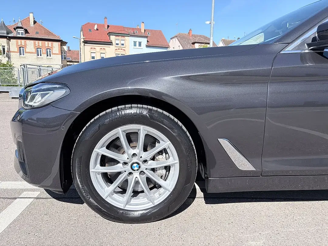 BMW 530 - Thumbnail 9