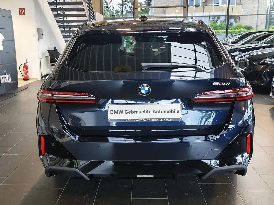 BMW 520 - Thumbnail 5