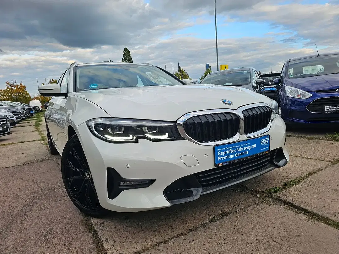 BMW 320 - Thumbnail 4