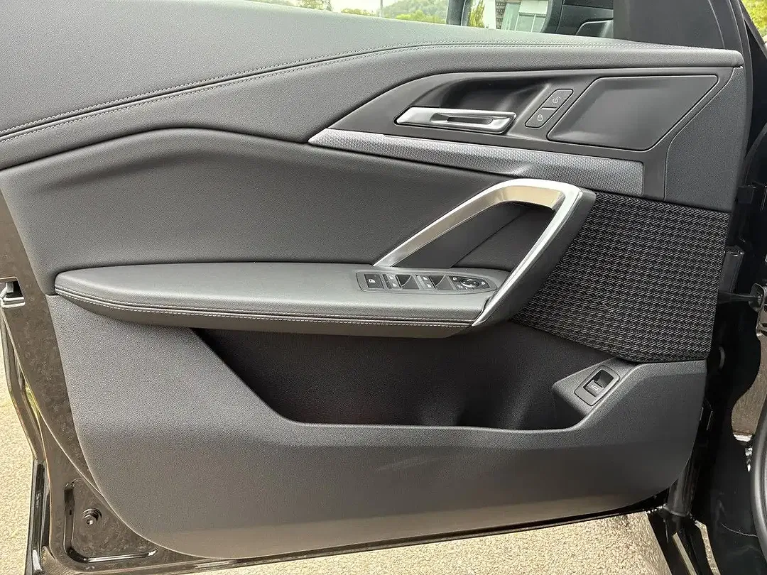 BMW X1 - Thumbnail 12
