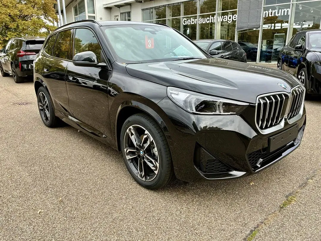 BMW X1 - Thumbnail 4