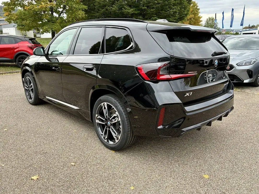BMW X1 - Thumbnail 5