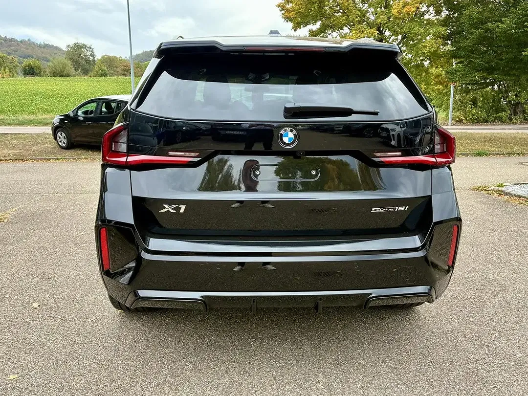 BMW X1 - Thumbnail 6