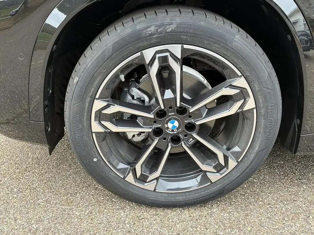 BMW X1 - Thumbnail 8