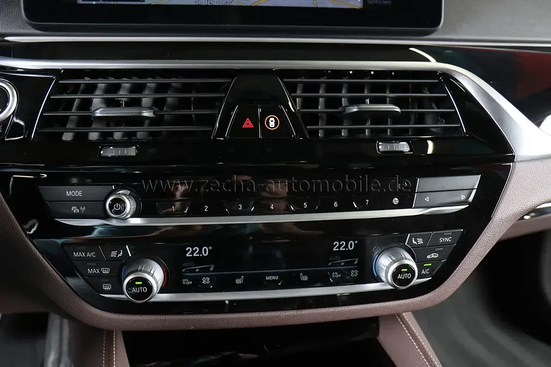 BMW 530 - Thumbnail 10