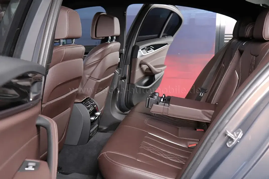 BMW 530 - Thumbnail 19
