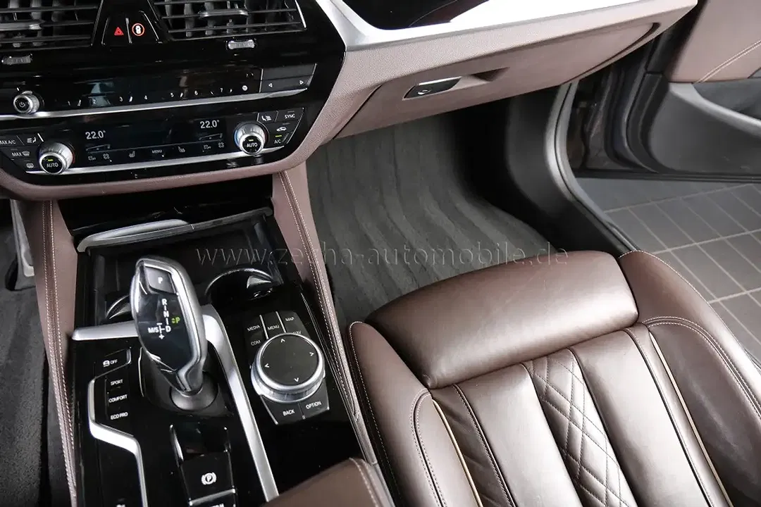 BMW 530 - Thumbnail 8