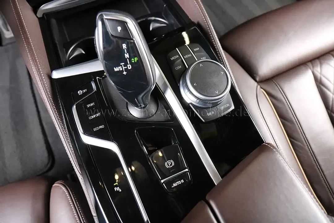 BMW 530 - Thumbnail 9